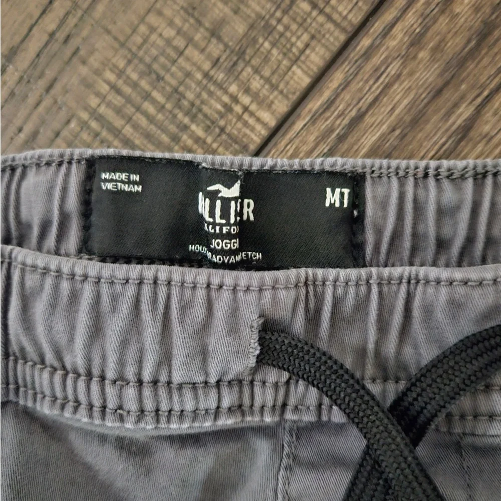 Hollister Men's Gray Joggers - Picture 3 of 5